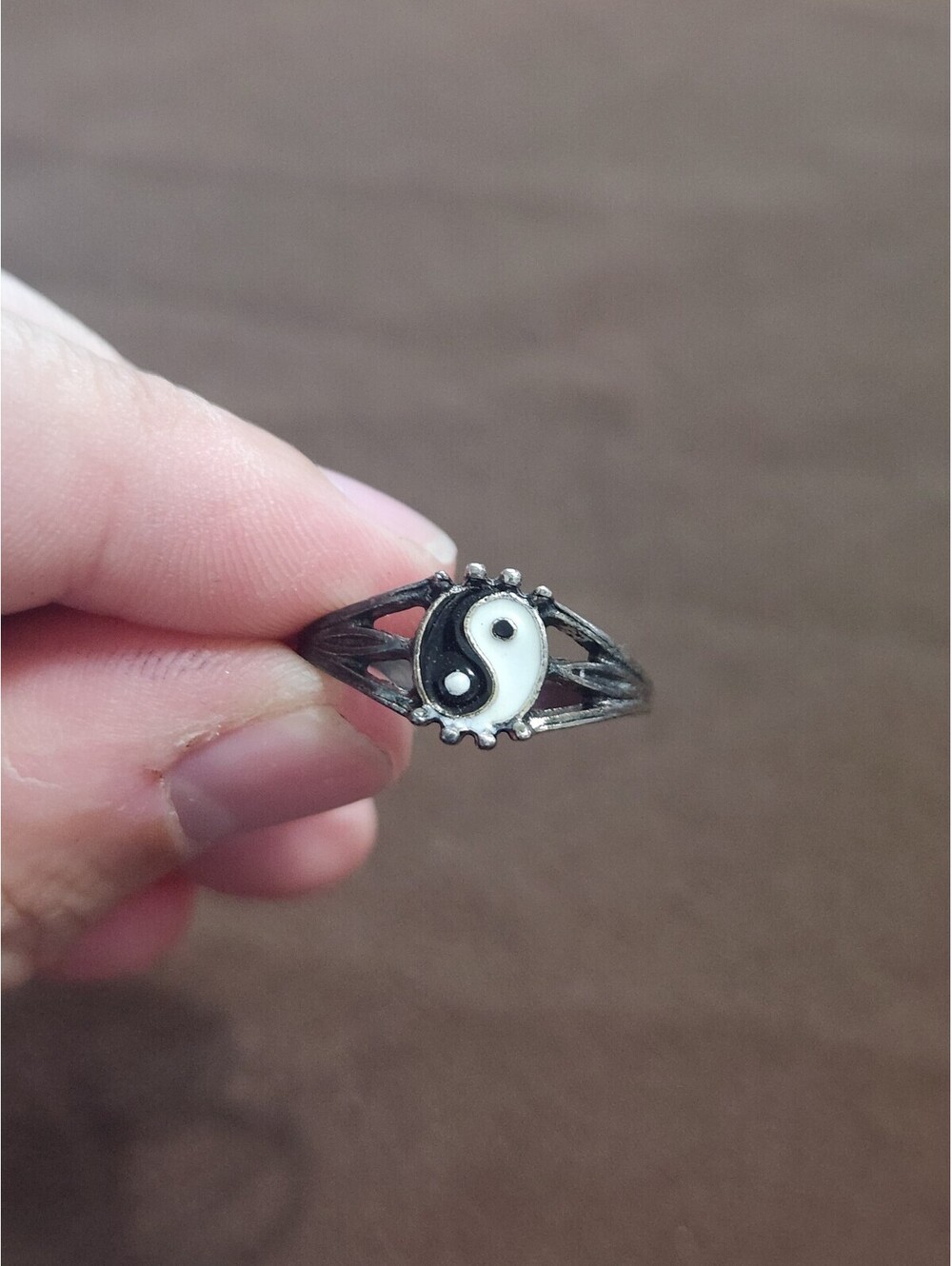 Yin Yang Symbol Silver Tone Ring Size 7